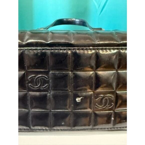 CHANEL CHOCOLATE BAR COCO CHANEL PATENT TOTE*Hologram*ENTRUPY - Picture 10 of 13
